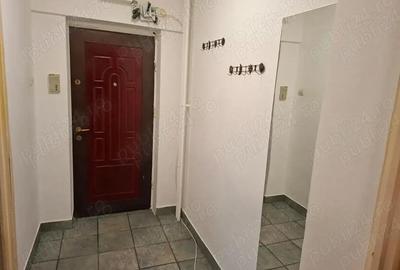 Apartament cu 2 camere semidecomandat în Podgoria