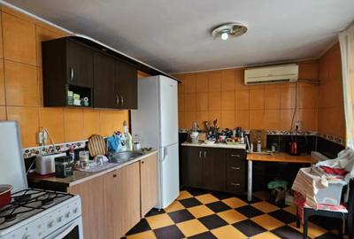 Casă cu 3 camere cu Teren 300 Mp în Pieptănari - 9