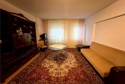 Apartament cu 3 camere decomandat în Aviației - 2