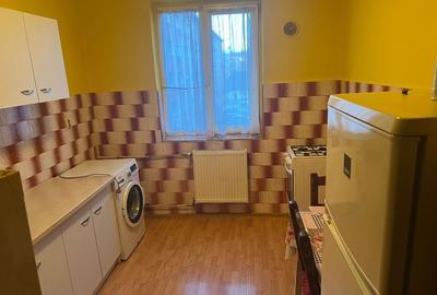 Garsonieră decomandată în UMT - 5