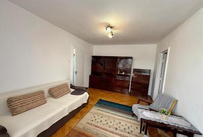 Apartament 3 camere complet renovat Zona Dacia etaj 3 - 3