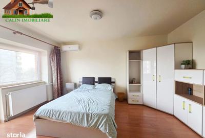 Garsonieră în Independenței