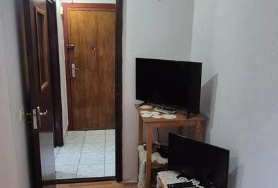 Garsonieră decomandată în UMT - 10