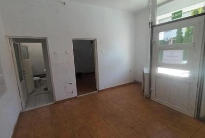 Spațiu comercial, de 35 mp, în Județean - 3