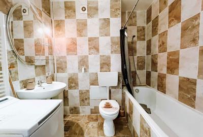 Apartament cu 3 camere decomandat în Bârzești - 7