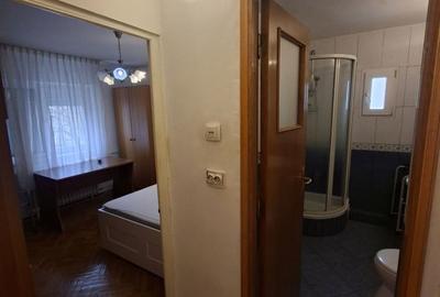 Apartament cu 4 camere decomandat în Aviației - 2
