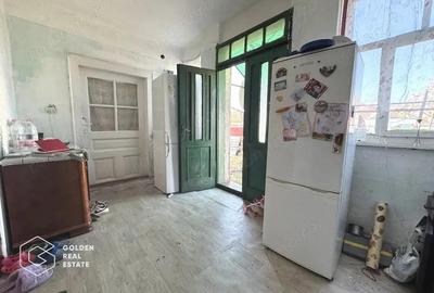 Casa cu teren 959 mp, Iratosu, Zona buna, Comision 0% - 8