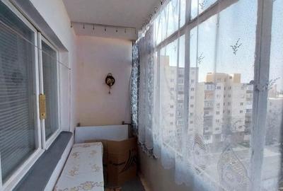 Apartament cu 3 camere semidecomandat în Central - 2