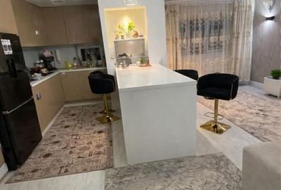 Apartament cu 4 camere decomandat în Central - 2