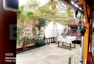 Casa in zona centrala, teren 470mp, 210utili, strada Slanicului - 15