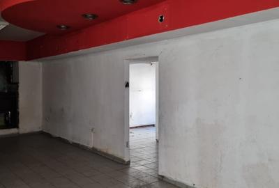 Oportunitate Unică în Centru! Spațiu Comercial de 75 mp cu Trafic Pietonal Oportunitate Unică în Centru! Spațiu Comercial de 75 mp cu Trafic Pietonal - 3