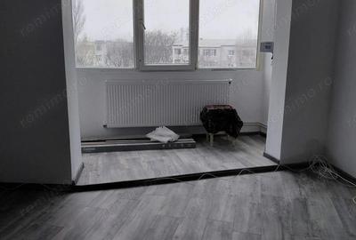 Apartament 2 camere dec | Micro 13 | Etaj 4/5 | 55 mp totali ,liber - 1