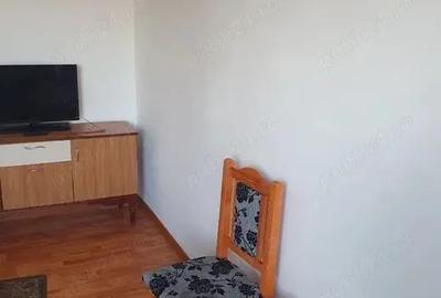 Apartament cu 2 camere decomandat în Micro 19 - 1