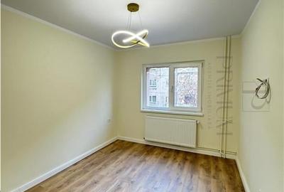 ARADULUI - 3 CAM - 2 BAI - DECOMANDAT - ETAJUL 2 - CENTRALA PROPRIE - BLOC IZOLA - 4