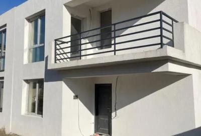 Casă cu 4 camere cu Teren 245 Mp în Central
