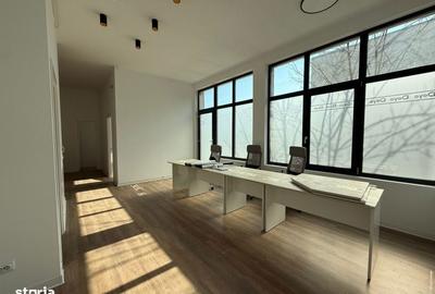 Spațiu comercial, de 160.83 mp, în Central - 11