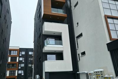 Apartament cu 3 camere, mobilat în Carrefour