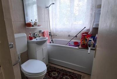 Apartament cu 2 camere semidecomandat în 9 Mai - 5