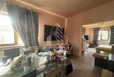 Apartament cu 3 camere decomandat, mobilat în Bujac - 3
