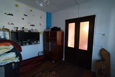Casă cu 3 camere cu Teren 655 Mp în Central