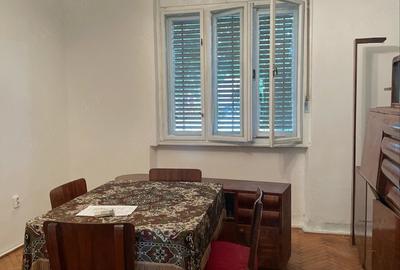 Casă cu Teren 1726 Mp în Central - 3