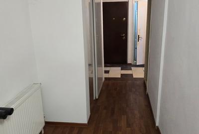 Apartament cu 4 camere decomandat în Central - 1