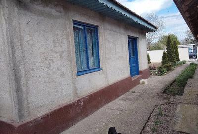 Casă cu Teren 700 Mp în Amara