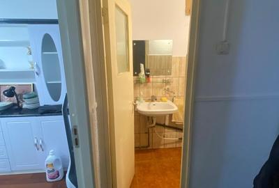 Apartament cu 4 camere decomandat în Nicolina - 4