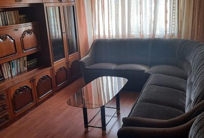 Apartament cu 2 camere decomandat în Exterior Vest