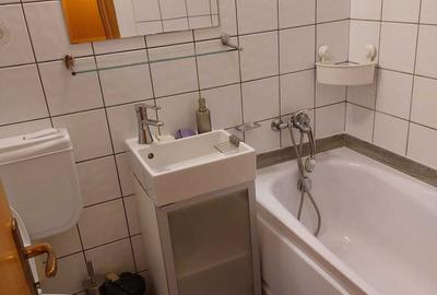 Apartament cu 2 camere semidecomandat în Valea Ialomiței
