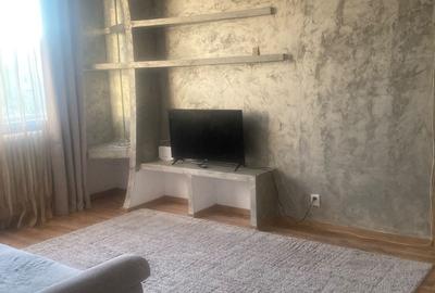 Apartament cu 3 camere în Drumul Taberei
