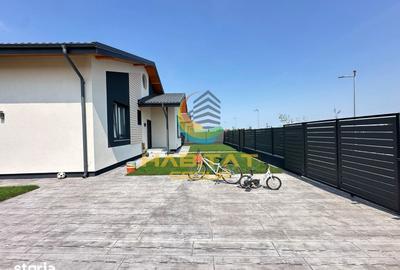 Casă cu 4 camere cu Teren 500 Mp în Frumușani