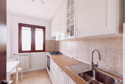 Apartament cu 2 camere semidecomandat, mobilat în Titan