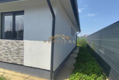 Casă cu 3 camere în Berceni - 13