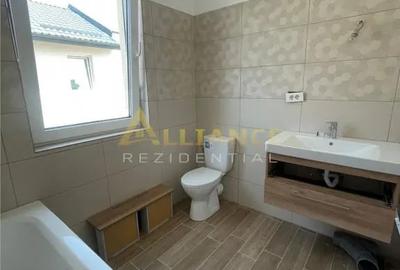 Casă cu 4 camere cu Teren 300 Mp în Berceni - 3