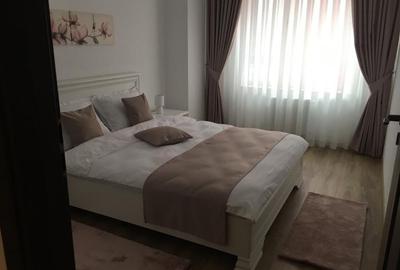 Apartament cu 3 camere decomandat în Central - 2