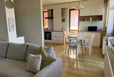 Apartament cu 3 camere semidecomandat, mobilat în Baciu