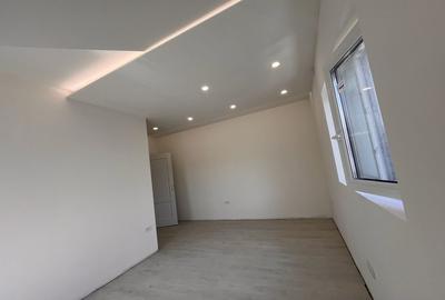 Casă cu 4 camere în Moșnița Nouă - 9