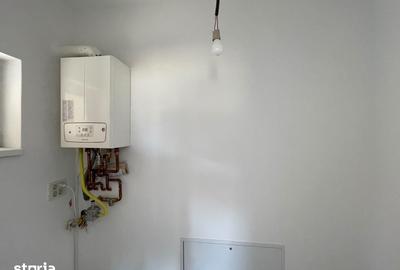 Casă cu 5 camere cu Teren 600 Mp în Moșnița Nouă