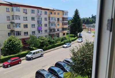 Apartament cu 2 camere decomandat în Valea Muscelului - 1