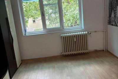 Garsonieră nedecomandată în Nicolina - 8