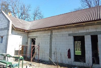 Casă cu Teren 409 Mp în Ultracentral - 2