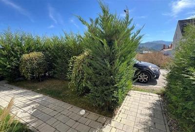 Duplex cu 4 camere cu Canalizare în Cristian - 2