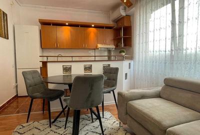 Apartament cu 3 camere decomandat în Mărăști