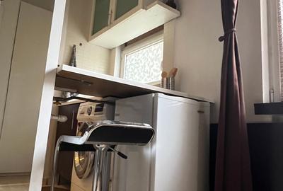 Garsonieră decomandată în Națiunile Unite - 8
