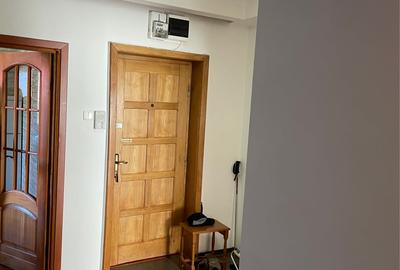 Apartament cu 3 camere decomandat în Predeal - 1