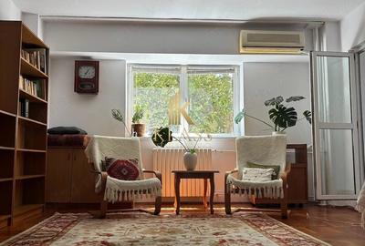 Apartament cu 3 camere decomandat, mobilat în Calea Călărașilor