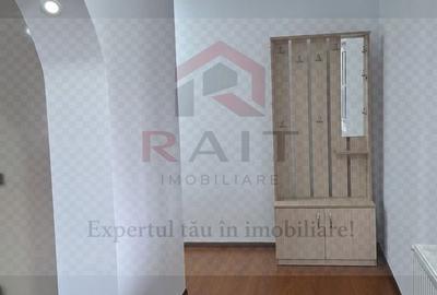 Casă cu 4 camere cu Teren 100 Mp în Central - 14