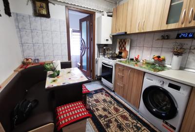 Apartament cu 2 camere decomandat în Nicolina - 4