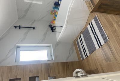 Casă cu 4 camere cu Teren 350 Mp în Central